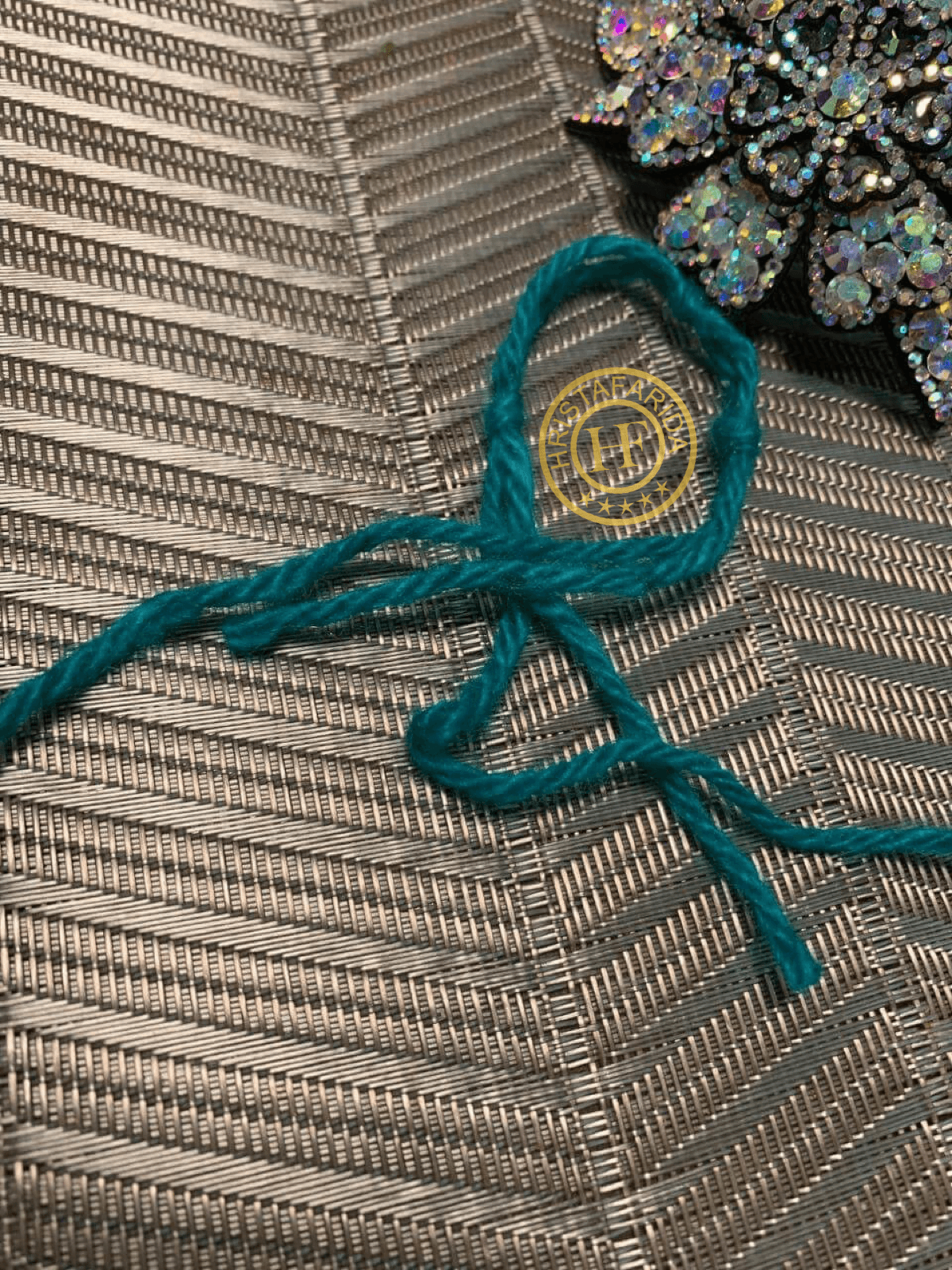 Бирюзовая нить. Кармическая поддержка рода