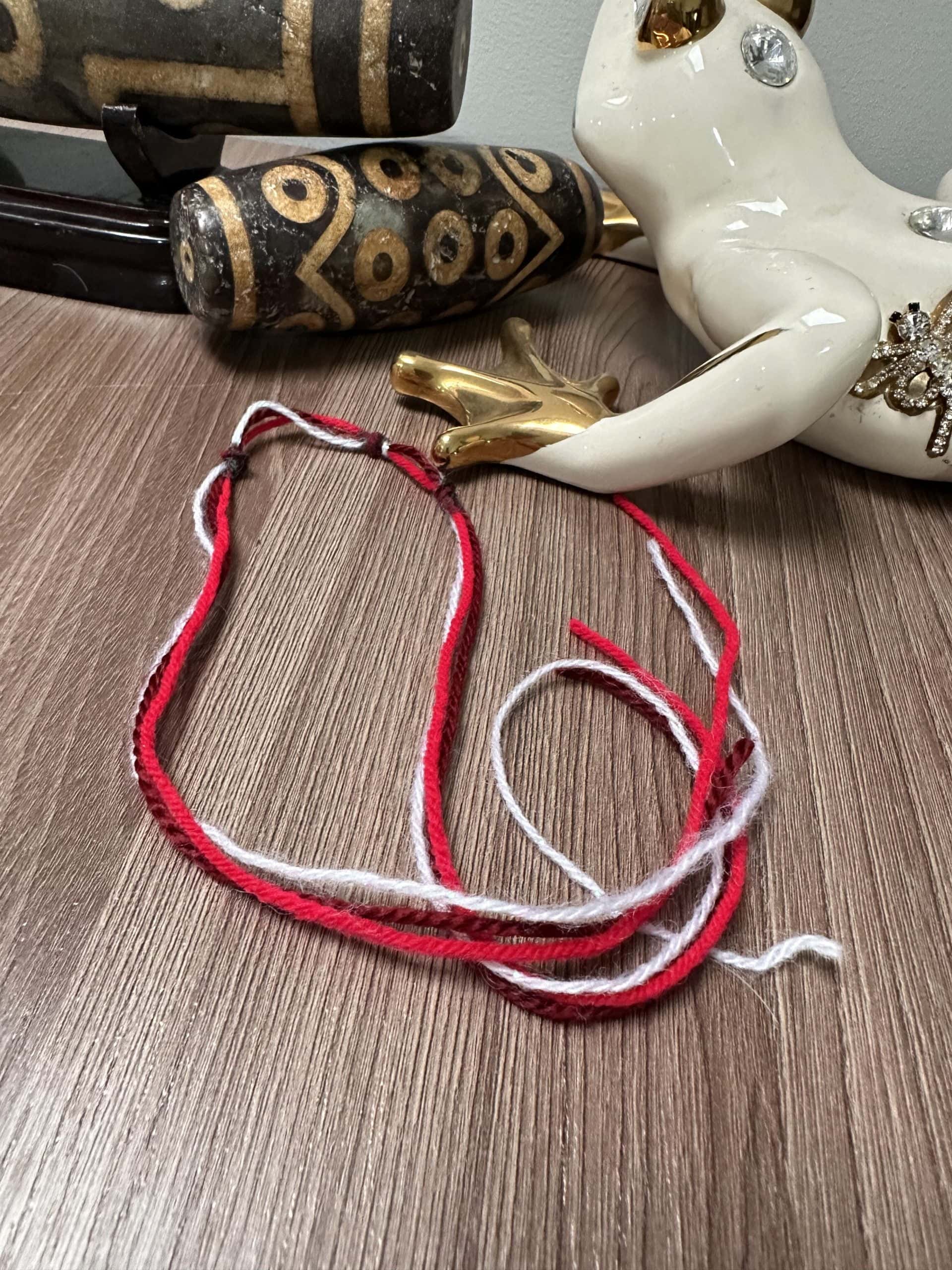 Нить " Любовь к себе"