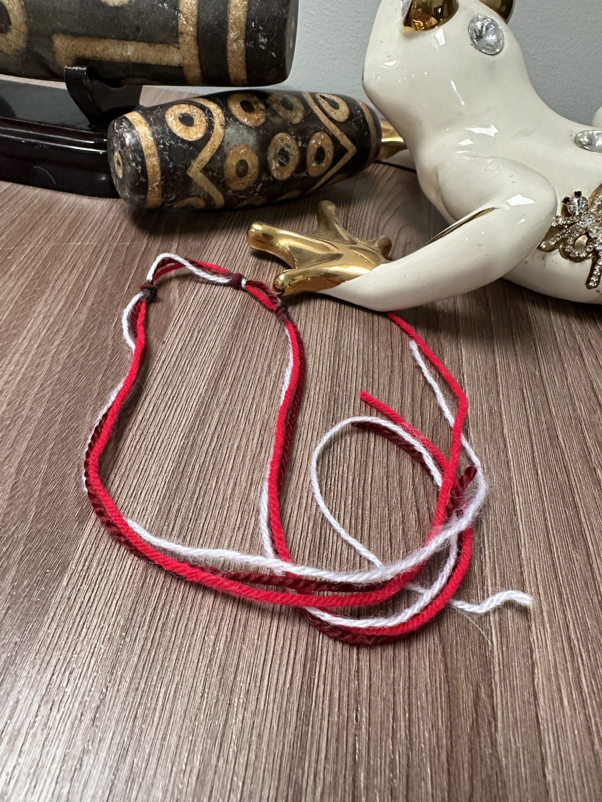 Нить " Любовь к себе"